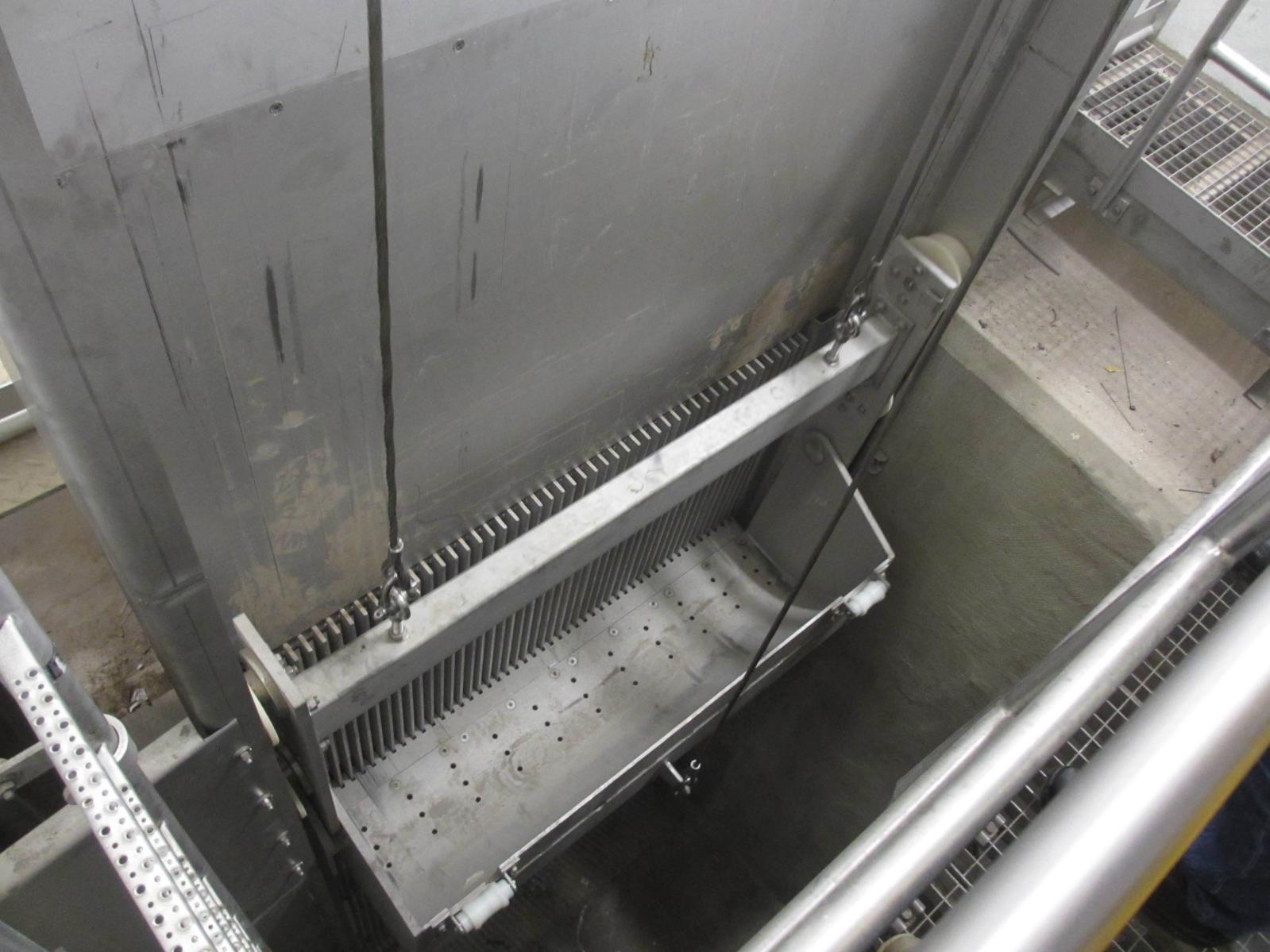 鋼絲繩牽引式格柵除污機